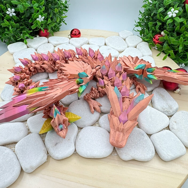 Kristalldrache – Magische Eleganz
